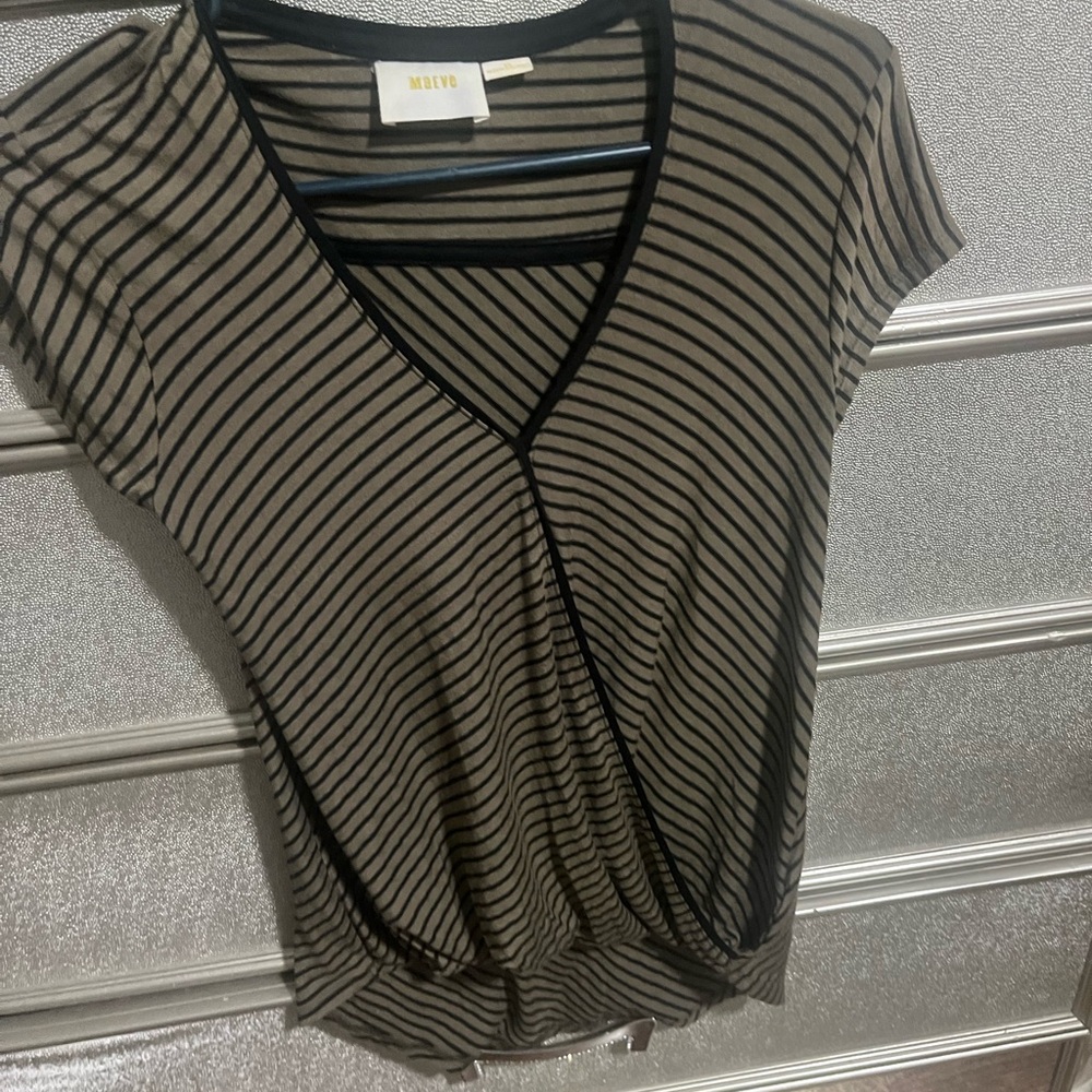 Anthropologie Green and Black Wrap Blouse Short Sleeve Maeve